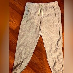 Athlete-14-linen pants